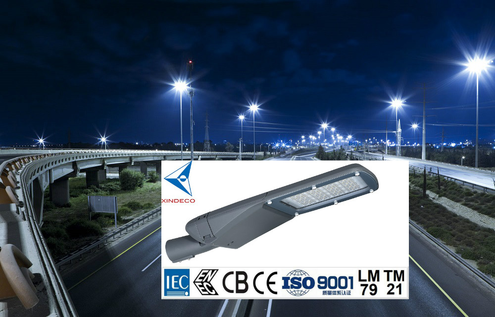 Lancement de l'usine d'éclairage de rue LED Nouveau ENEC CB SASO 2927 Lumières de rue LED